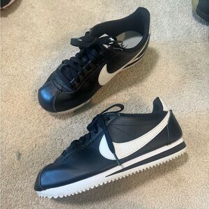 Nike Cortez